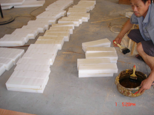 �������