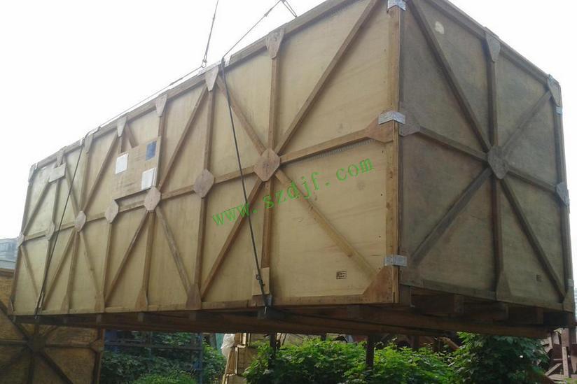 ���b����ľ����b